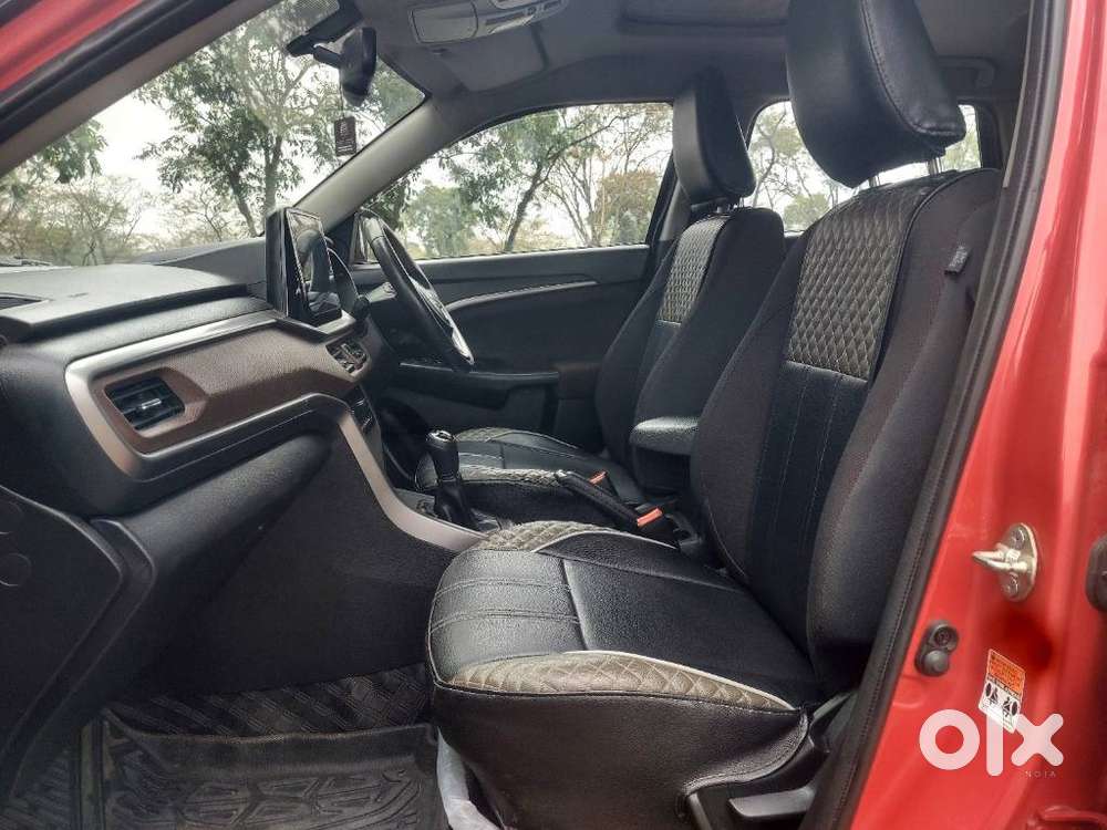 Maruti Suzuki Brezza 1.5 Zxi Plus Smart Hybrid Dual Tone, 2022, Petr..