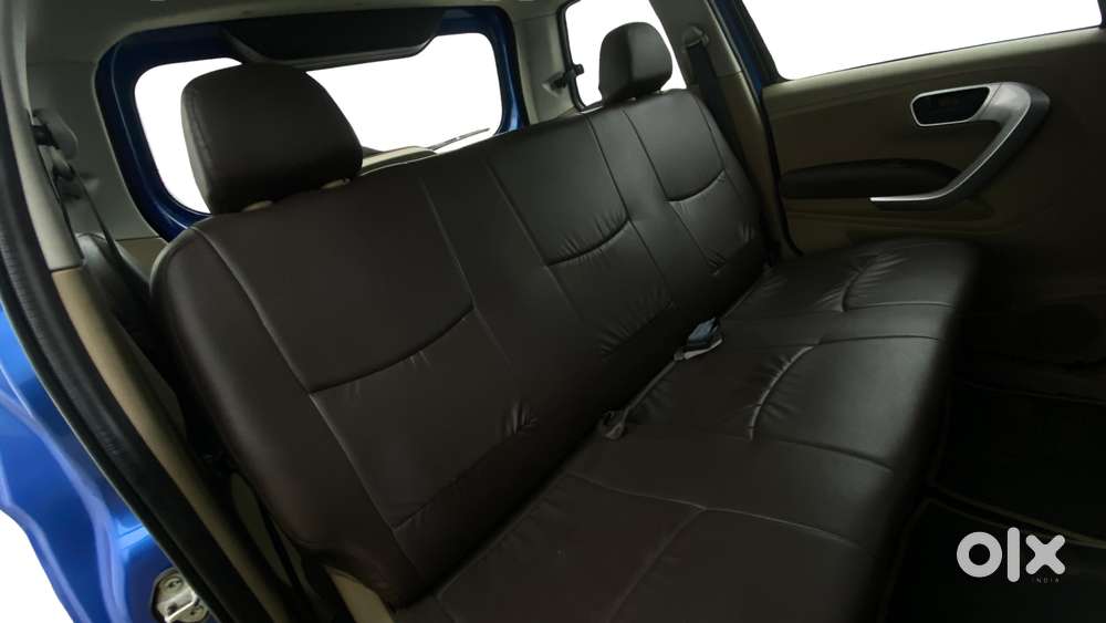 Mahindra Tuv 300 T8 Amt, 2015, Diesel