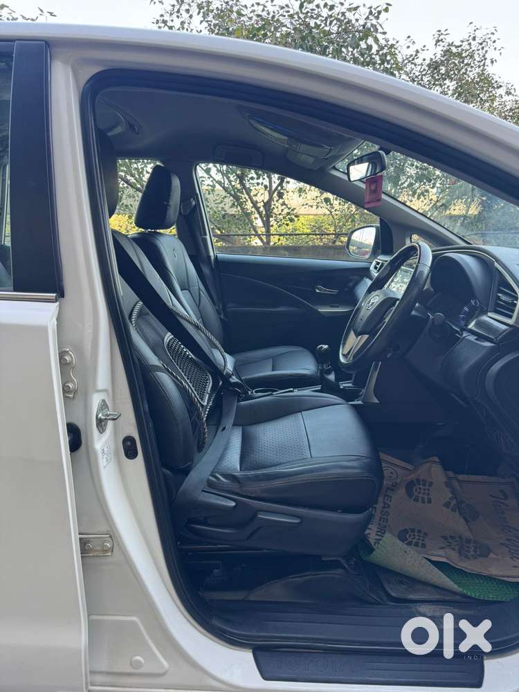 Toyota Innova Crysta 2.4 V 7 Str, 2022, Diesel