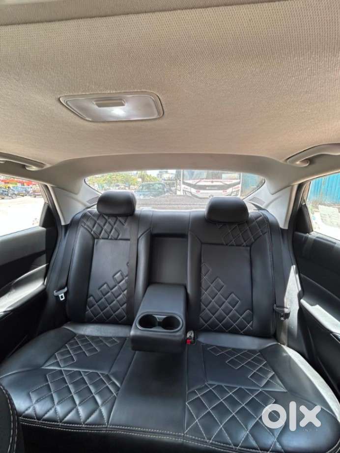 Hyundai Verna Sx 1.5 Turbo Petrol Mt Dual Tone, 2023, Petrol