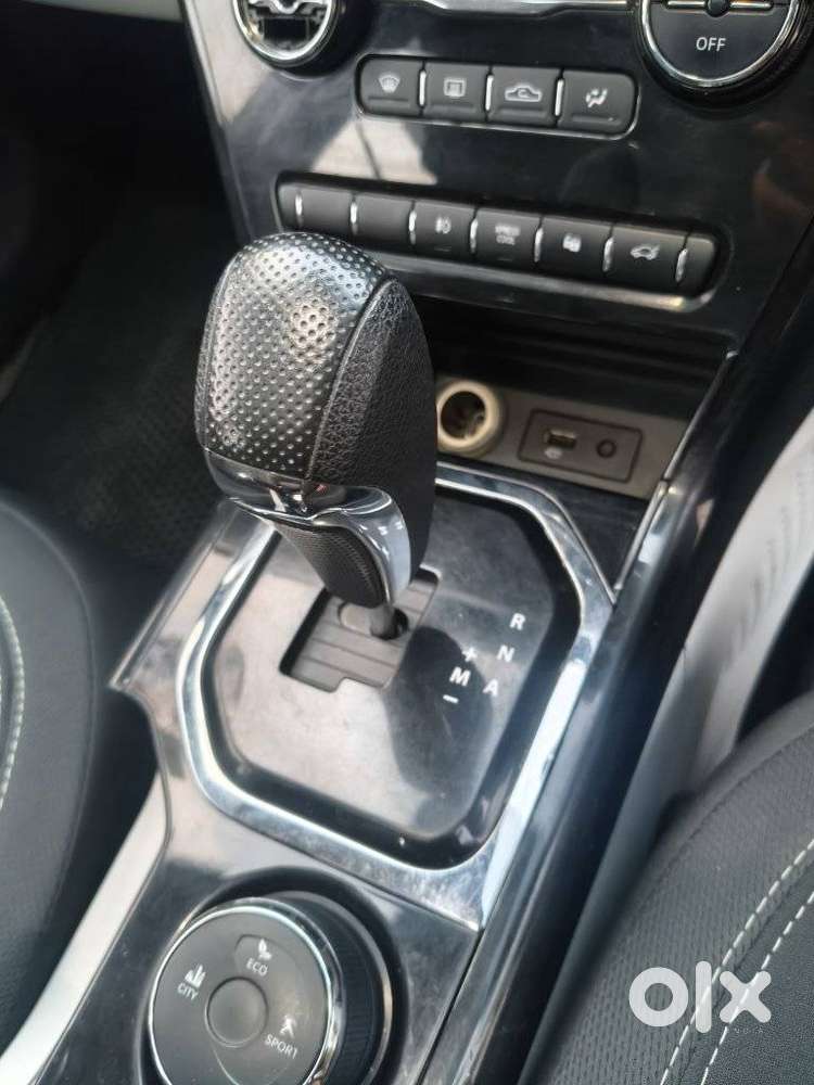 Tata Nexon 1.5 Revotorq Xza Plus Dualtone, 2022, Diesel