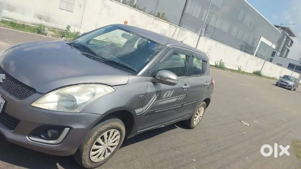 2nd Owner Maruti Swift 1.2 Vxi Petrol