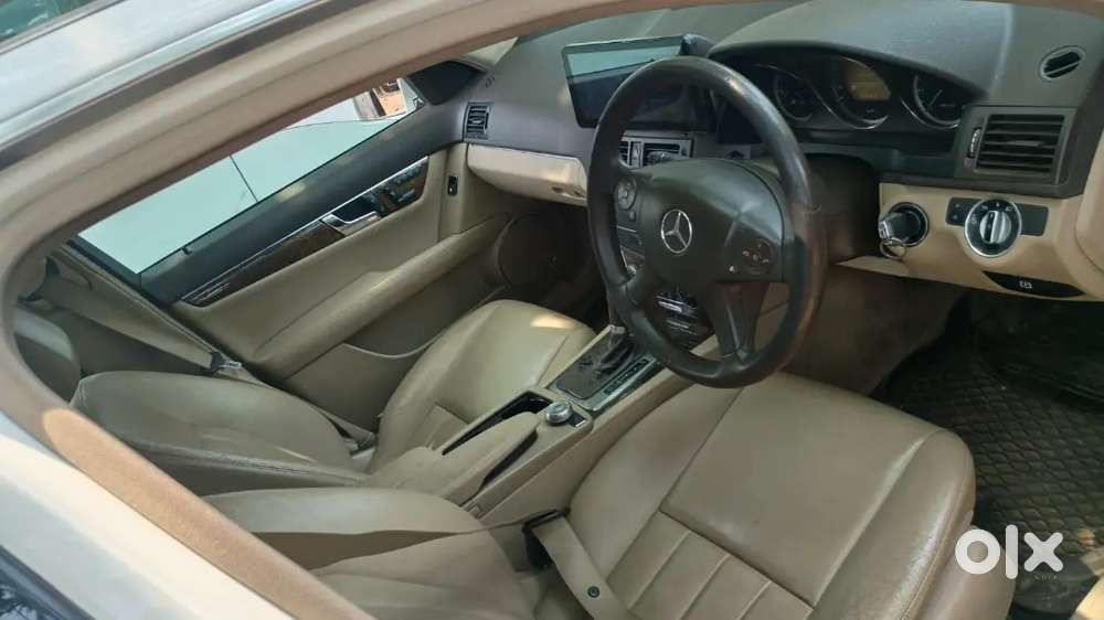 Mercedes-benz C-class 2011 Diesel 70000 Km Driven