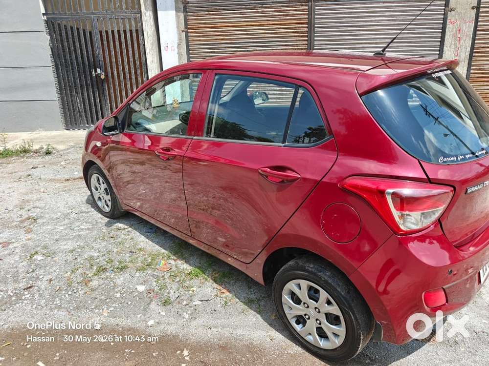  Hyundai Grand I10 Magna  2015  Petrol  Single Owner
