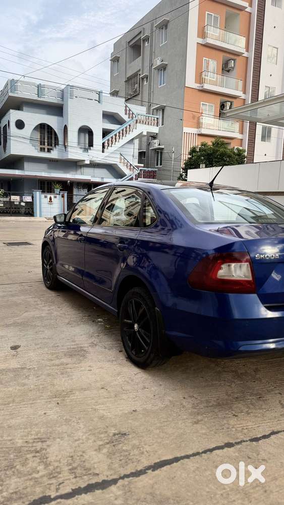 Skoda Rapid 1.0 Tsi Ambition, 2020, Petrol