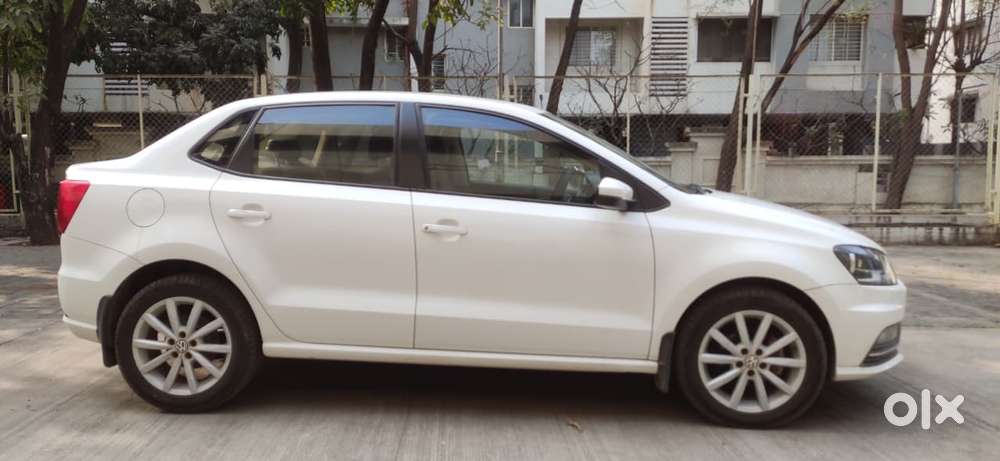 Volkswagen Ameo 1.5 Tdi Highline At 16 Alloy, 2018, Diesel