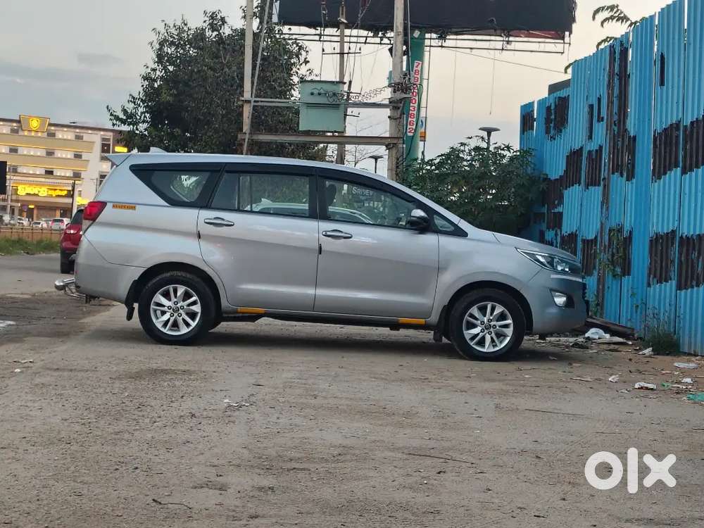 Toyota Innova Crysta 2.4 2019