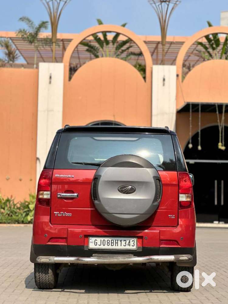 Mahindra Tuv 300 T10 Dual Tone, 2018, Diesel