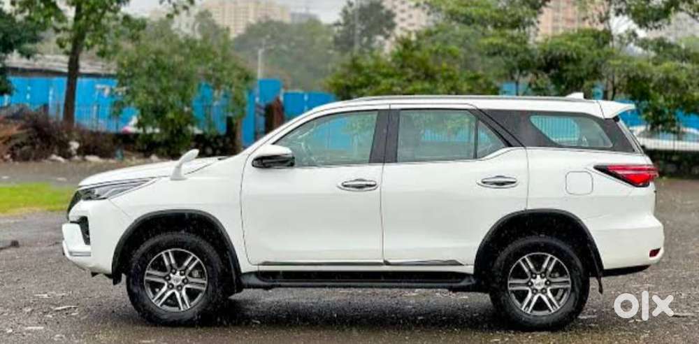 Toyota Fortuner [2021-ongoing] 2.7 2wd Petrol At, 2022, Petrol