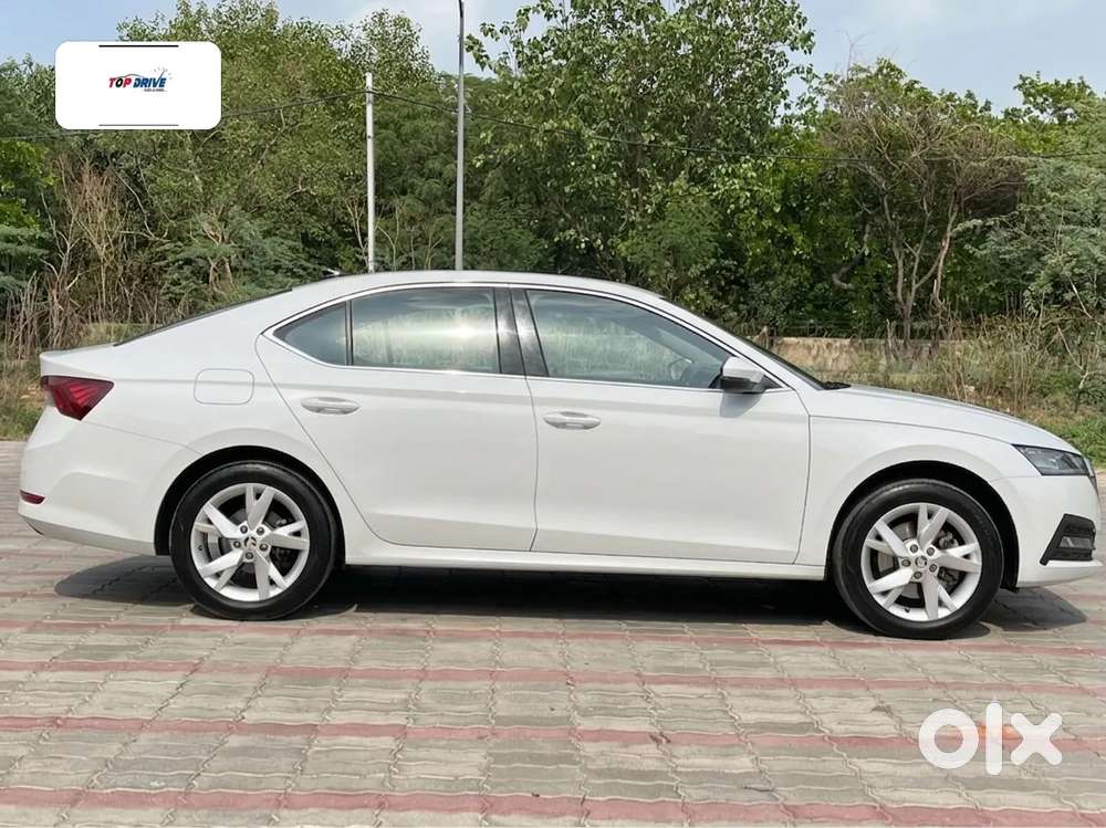 Skoda Octavia 2.0 Style Tsi At, 2021, Petrol