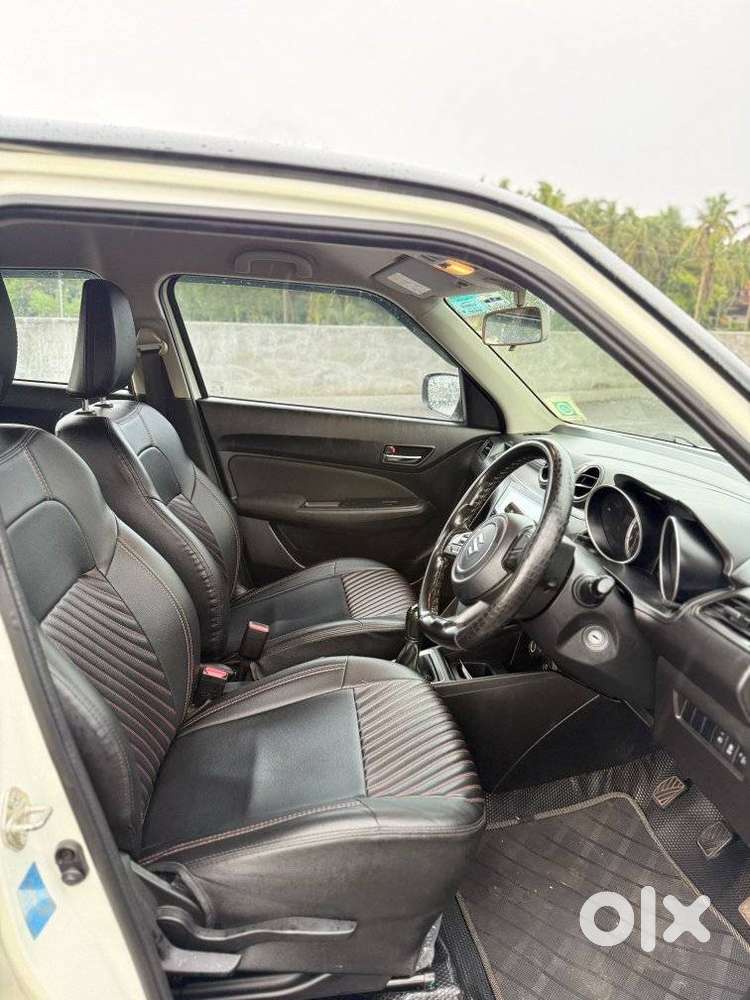 Maruti Suzuki Swift Vxi Optional, 2023, Petrol