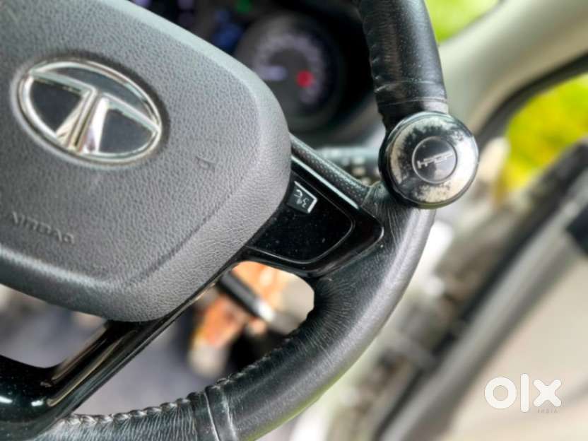 Tata Nexon 1.2 Revotron Xm (s), 2018, Petrol