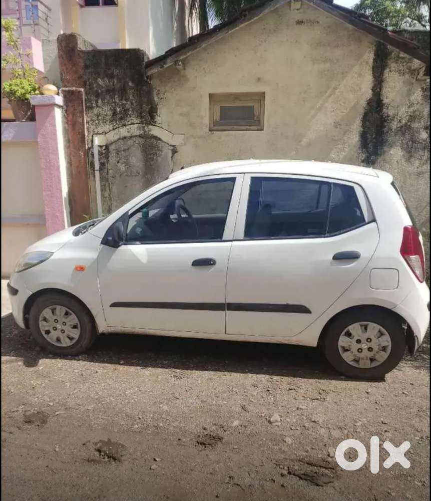 Hyundai I10 2011 Cng & Hybrids Well Maintained