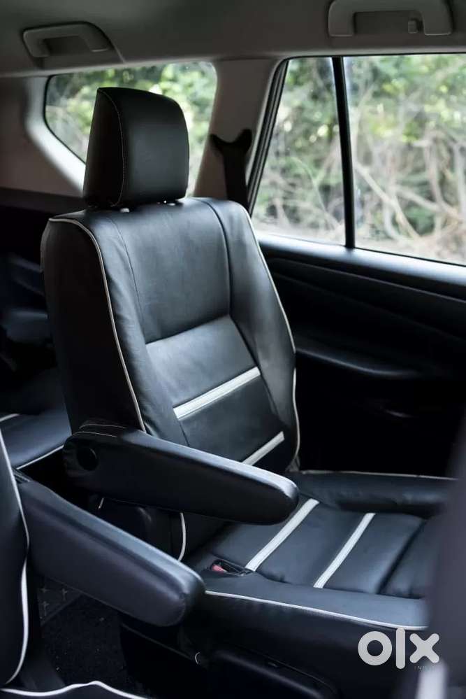 Toyota Innova Crysta 2.4 G Plus Mt 7 Str, 2019, Diesel