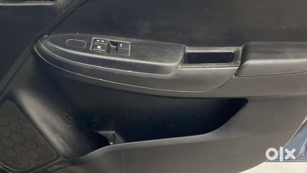 Maruti Suzuki Baleno 1.2 Sigma, 2016, Petrol