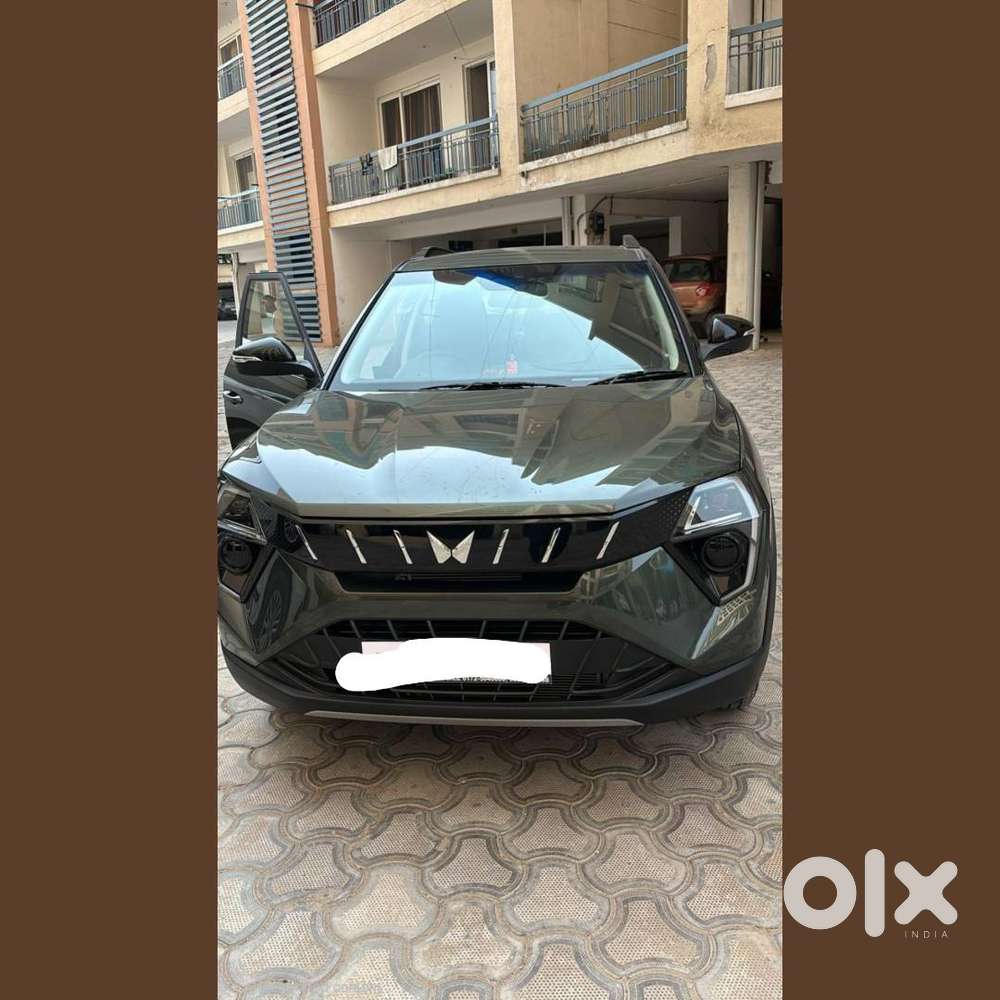 2 Year Old Mahindra 3x0 Just 27000 Kms Driven.