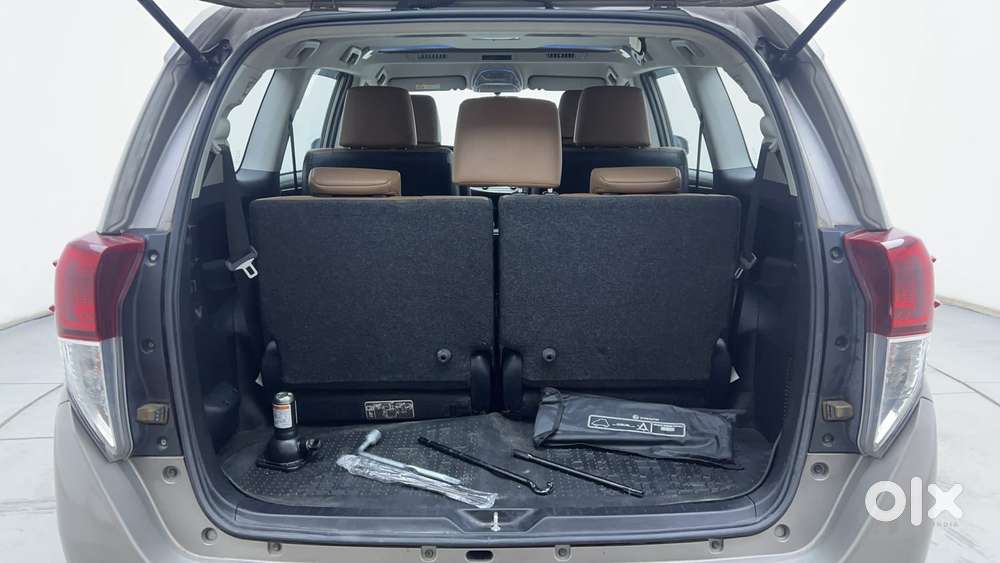 Toyota Innova Crysta [2020-ongoing] 2.7 Zx At 7 Str, 2022, Petrol