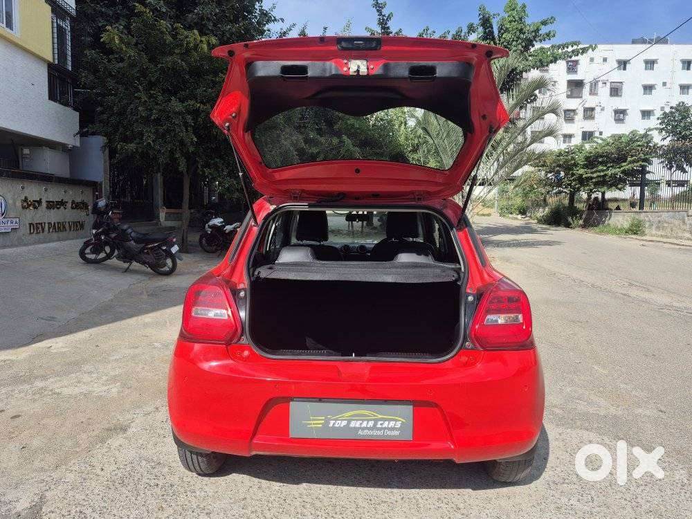Maruti Suzuki Swift Vxi + Manual, 2022, Petrol