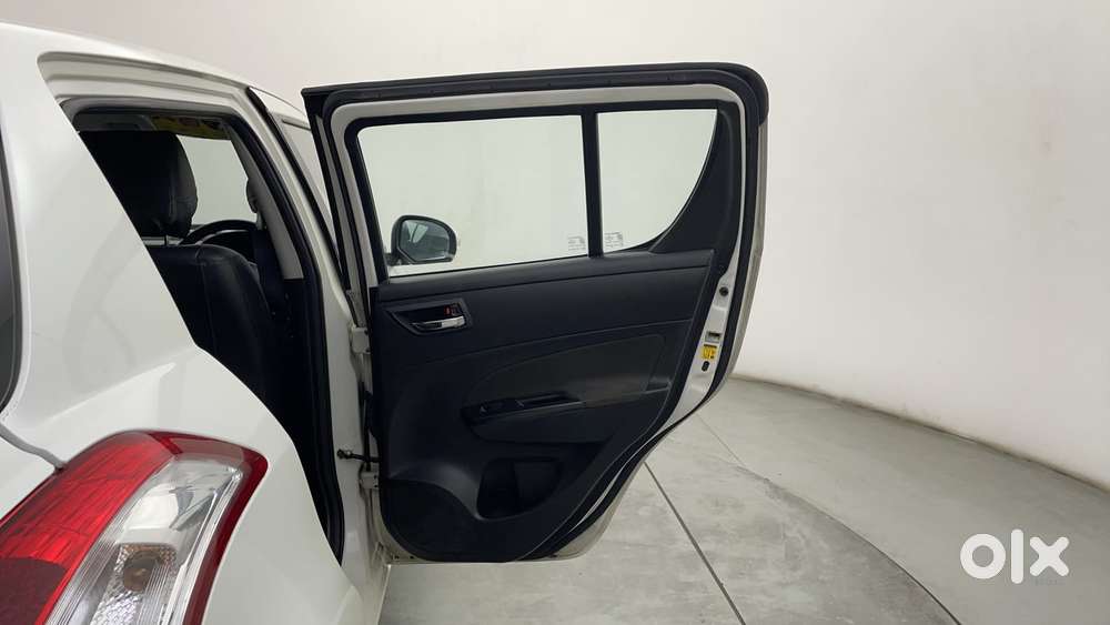 Maruti Suzuki Swift 1.3 Zxi, 2013, Petrol