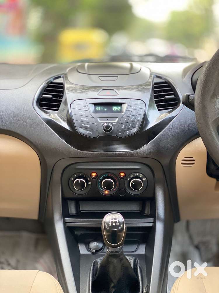 Ford Figo Aspire, 2015, Petrol
