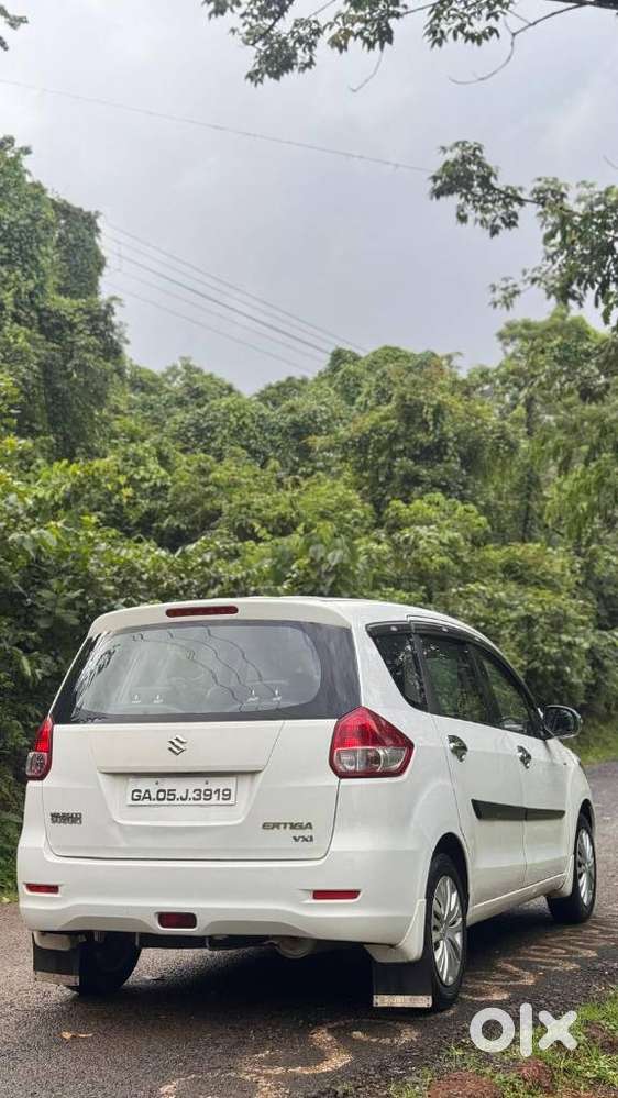 Maruti Suzuki Ertiga Vxi Shvs, 2015, Petrol
