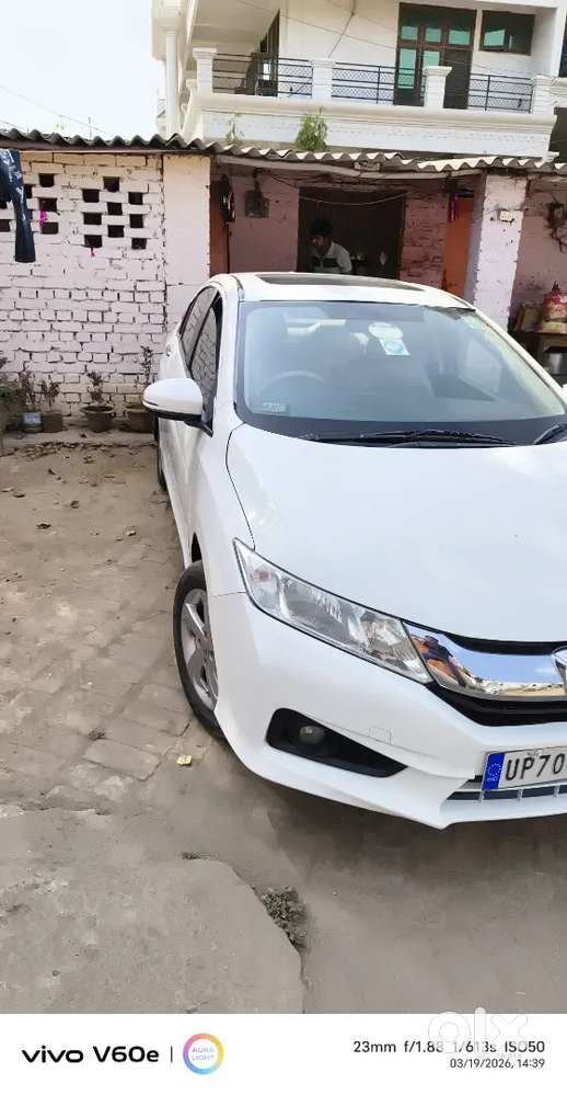 Honda City Zx 2015 Diesel 750000 Km Driven