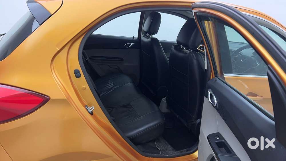 Tata Tiago Xza, 2017, Petrol
