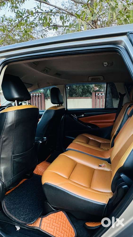 Toyota Innova Crysta 2.4 Gx Limited Edition 8 Str, 2018, Diesel