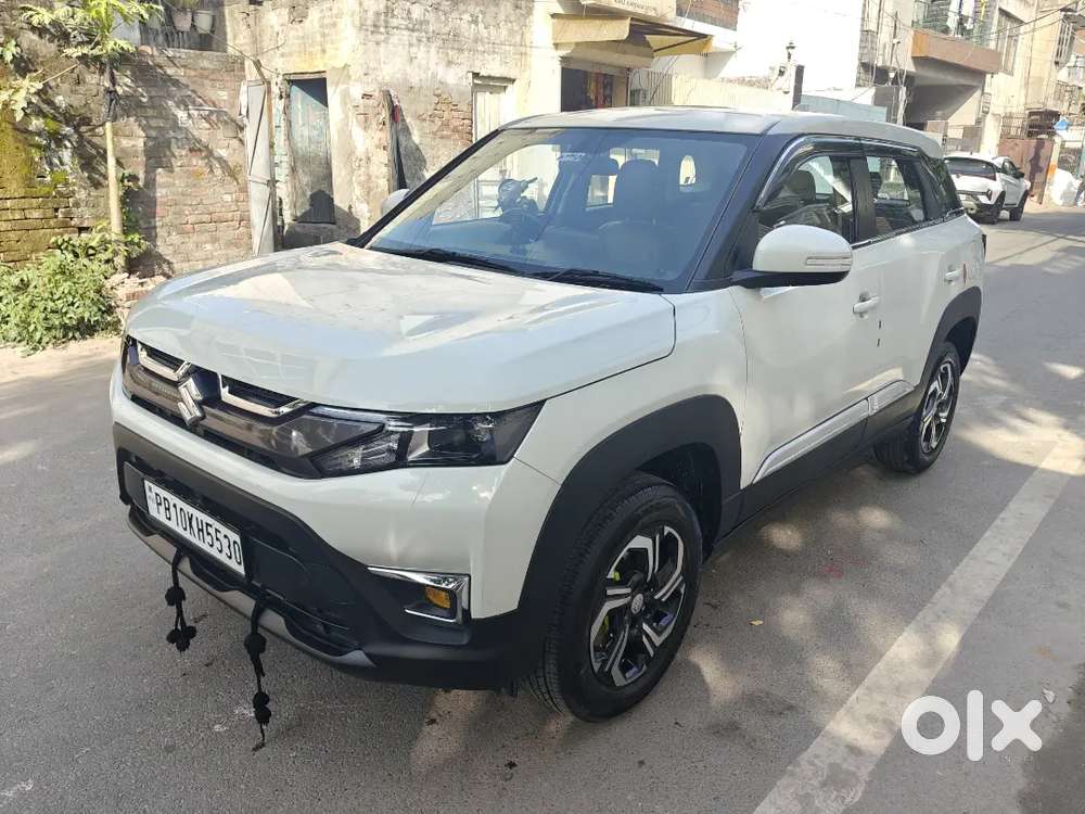 Brand New Maruti Suzuki Brezza 2025 Petrol 5200 Km Driven