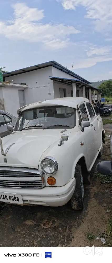 Ambassador Ambassador 2010 Petrol Well Maintained