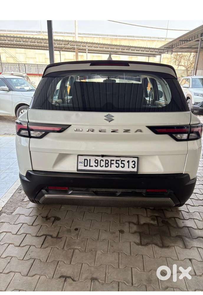 Maruti Suzuki Brezza 2024 Cng & Hybrids 50000 Km Driven