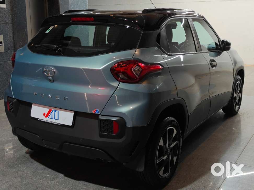 Tata Punch 1.2 Revotron Creative Amt Dual Tone, 2022, Petrol