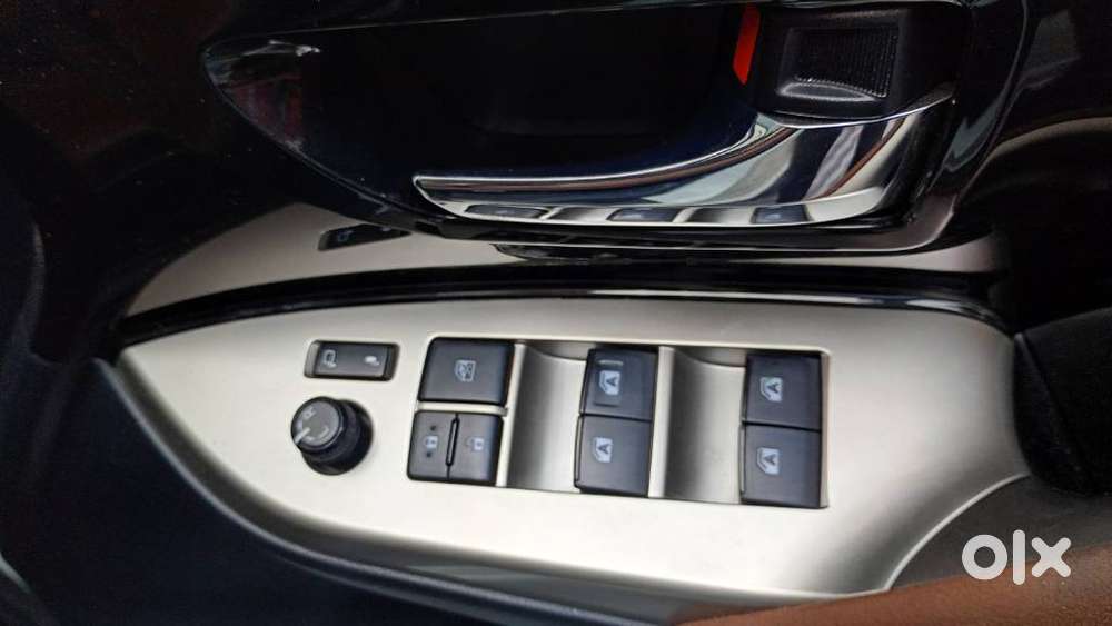 Toyota Innova Crysta 2.8 Zx At, 2019, Diesel