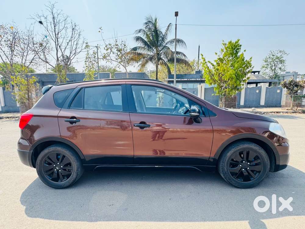 Maruti Suzuki S Cross 2015 Diesel Well Maintained