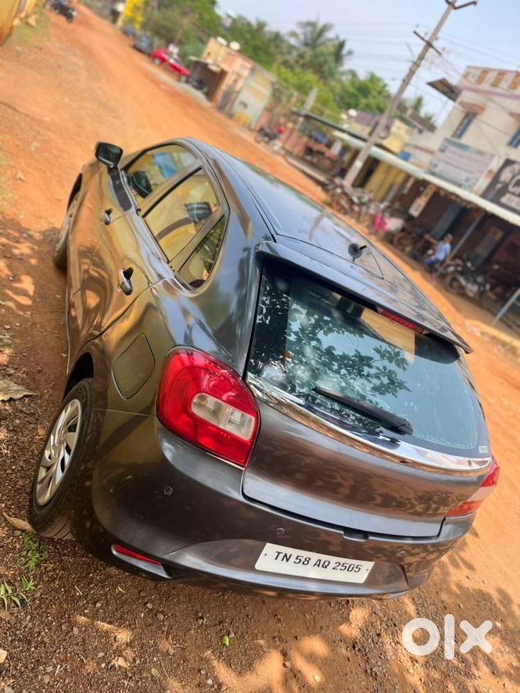Maruti Suzuki Baleno 2017 Petrol Well Maintained