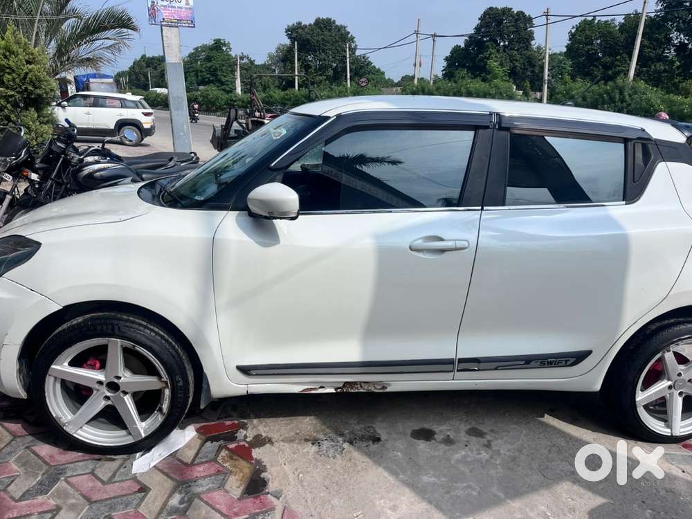 Maruti Suzuki Swift Petrol 2022