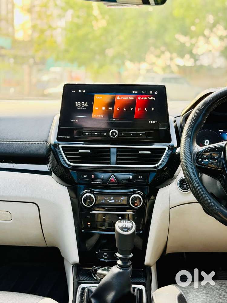 Mahindra Xuv 3xo Ax7l Diesel Mt, 2024, Diesel