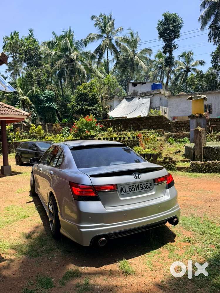Honda Accord Petrol 2011