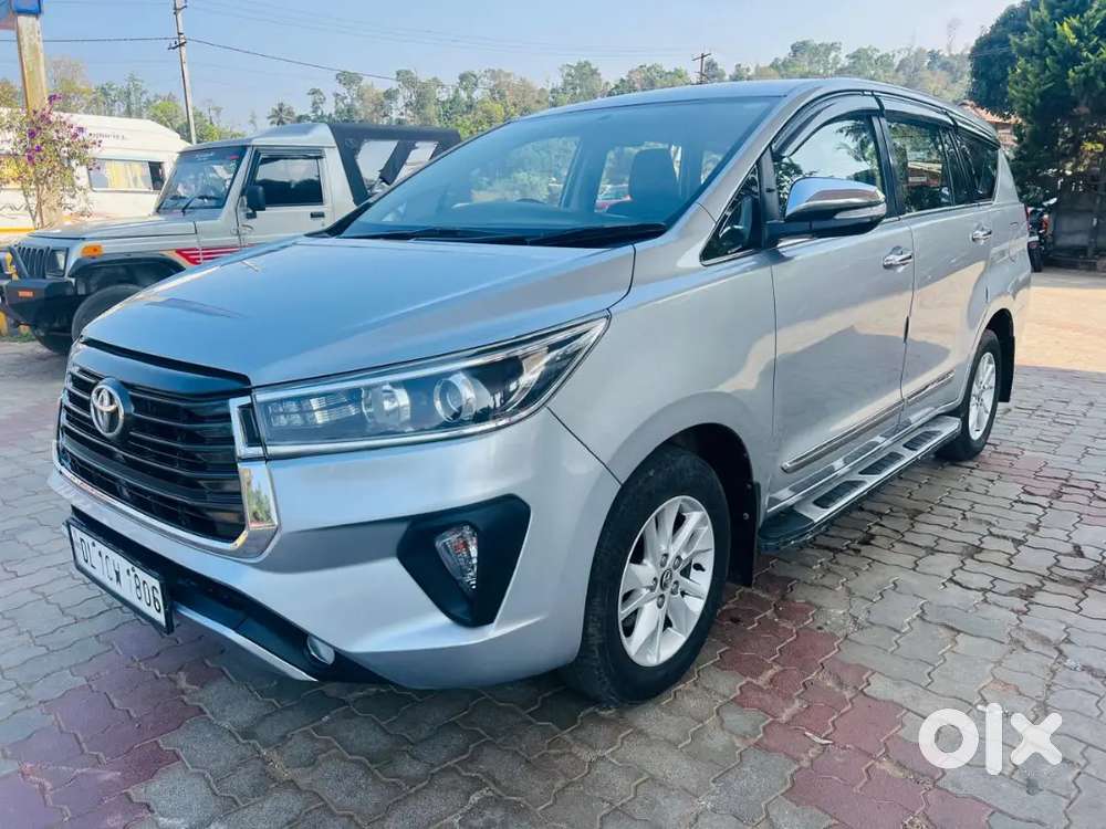 Toyota Innova Crysta 2017 Diesel 85000 Km Driven