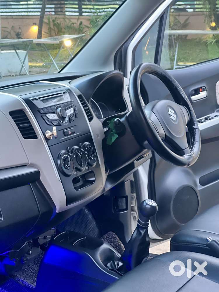 Maruti Suzuki Wagon R 1.0 Vxi Abs, 2016, Petrol
