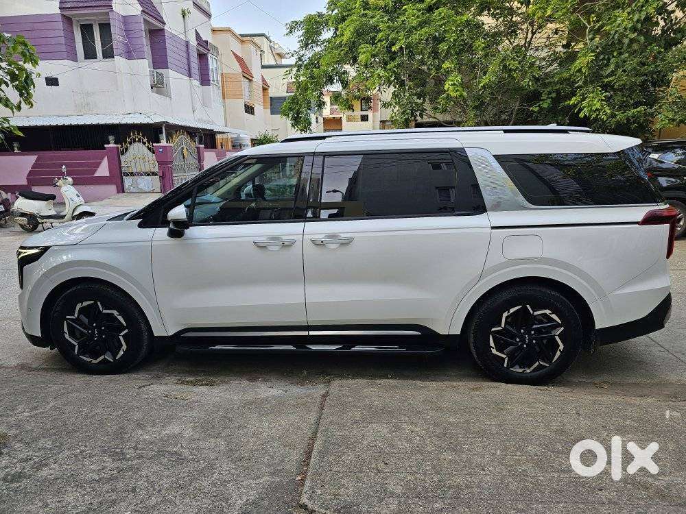 Kia Carnival Limousine Plus 7 Str, 2025, Diesel