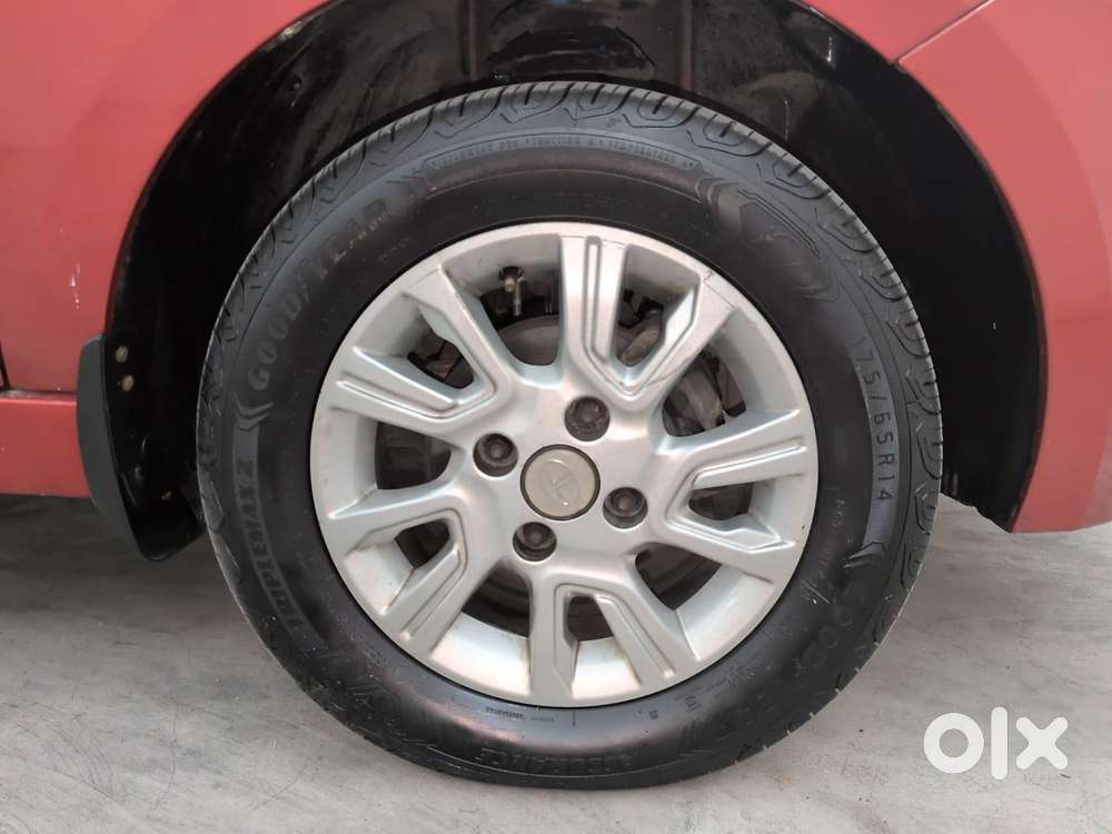 Tata Tiago Xza, 2018, Petrol