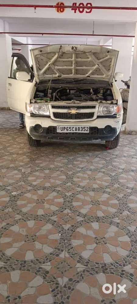 Chevrolet Tavera Neo 2015 Diesel 165 Km Driven