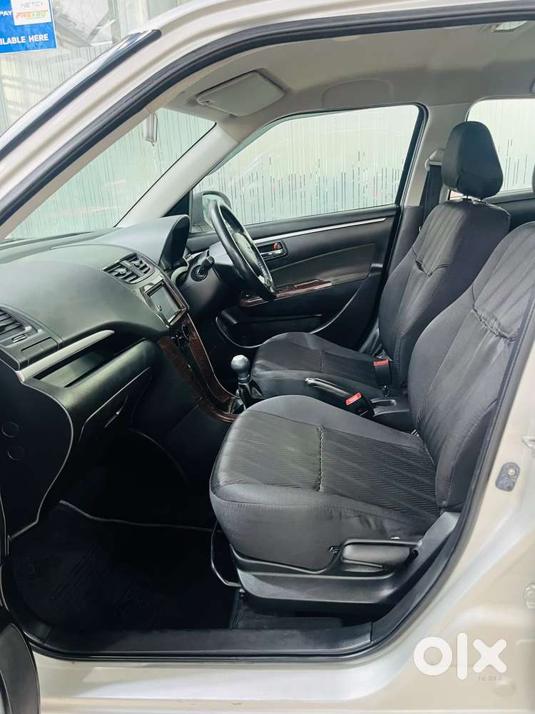 Maruti Suzuki Swift Vxi 1.2 Abs Bs-iv, 2014, Petrol