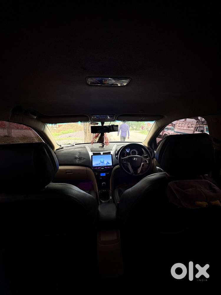 Hyundai Verna Fluidic 2012