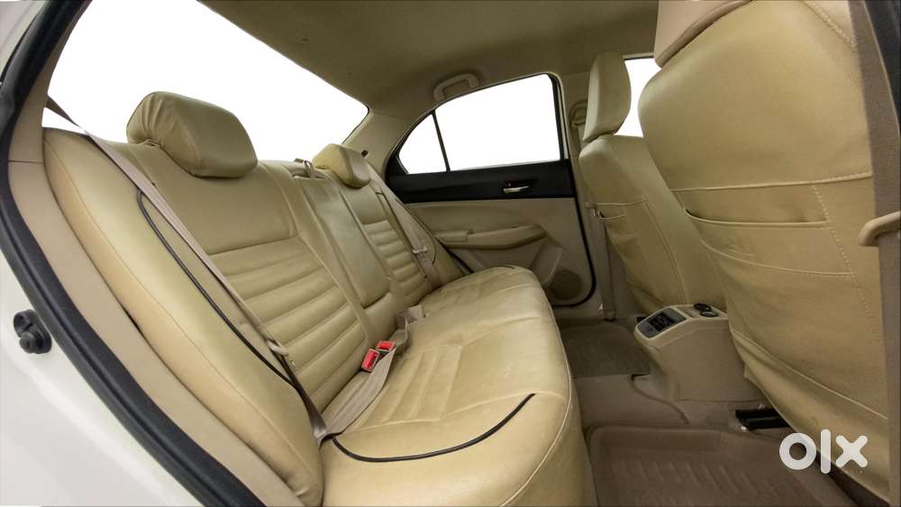 Maruti Suzuki Swift Dzire Amt Zxi, 2019, Petrol