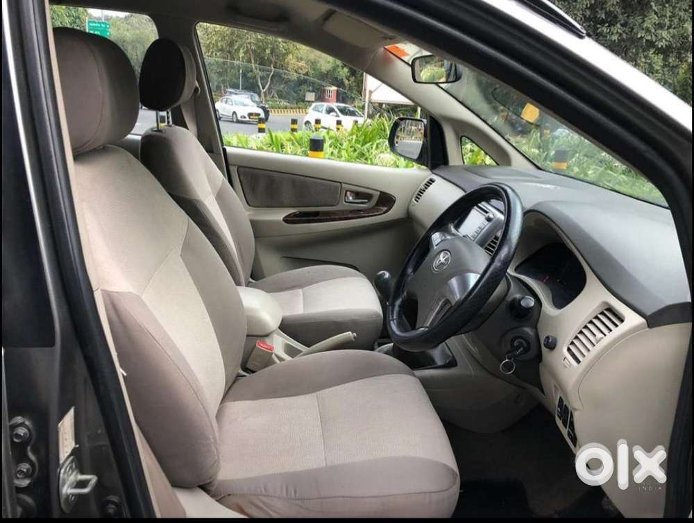 Toyota Innova Diesel 2012