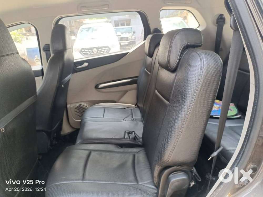 Renault Triber Rxz, 2021, Petrol