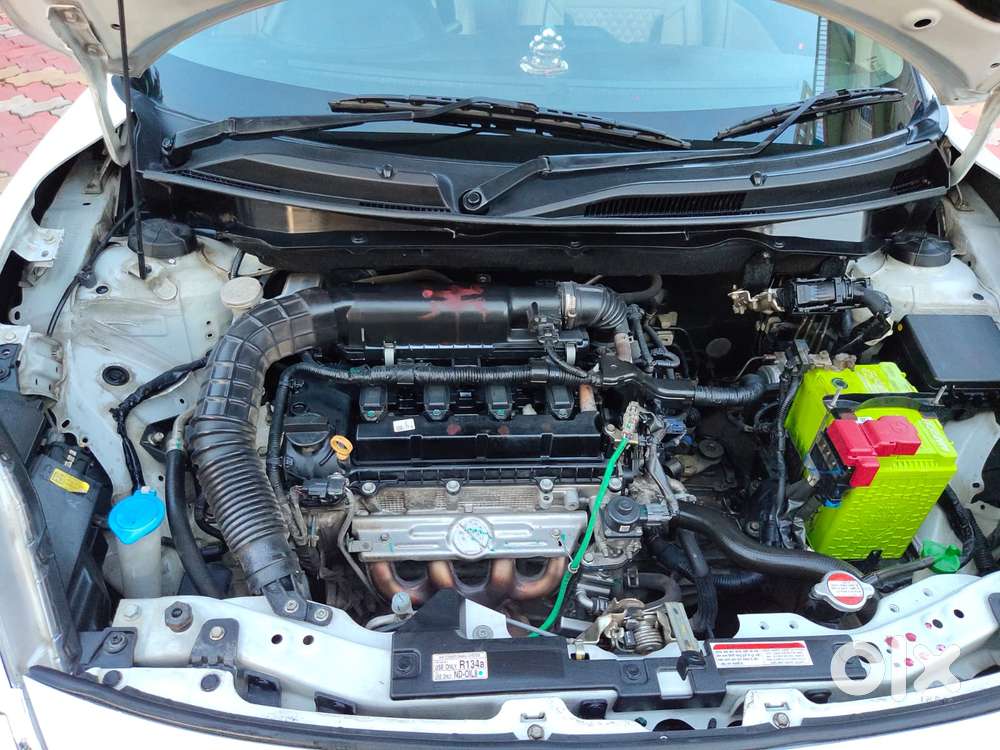 Maruti Suzuki Dzire 1.2 Vxi, 2022, Petrol