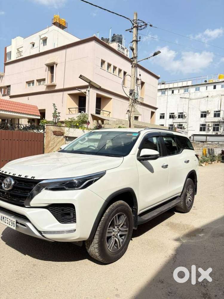 Toyota Fortuner 4X2 AT 2.8 Diesel, 2021, Diesel